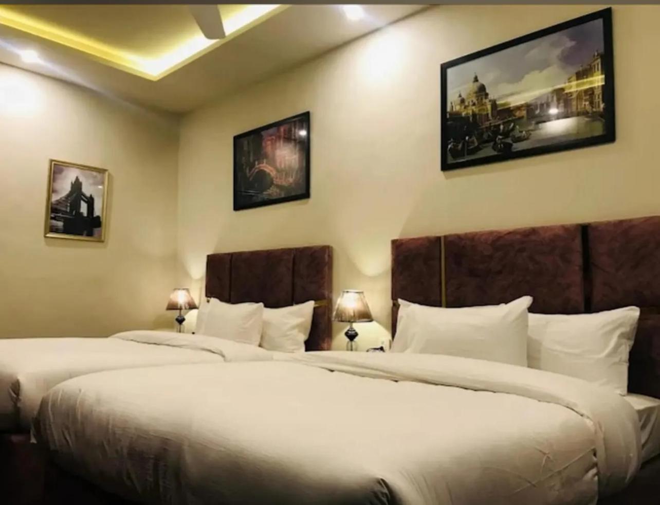 Holiday In Islamabad Exterior photo